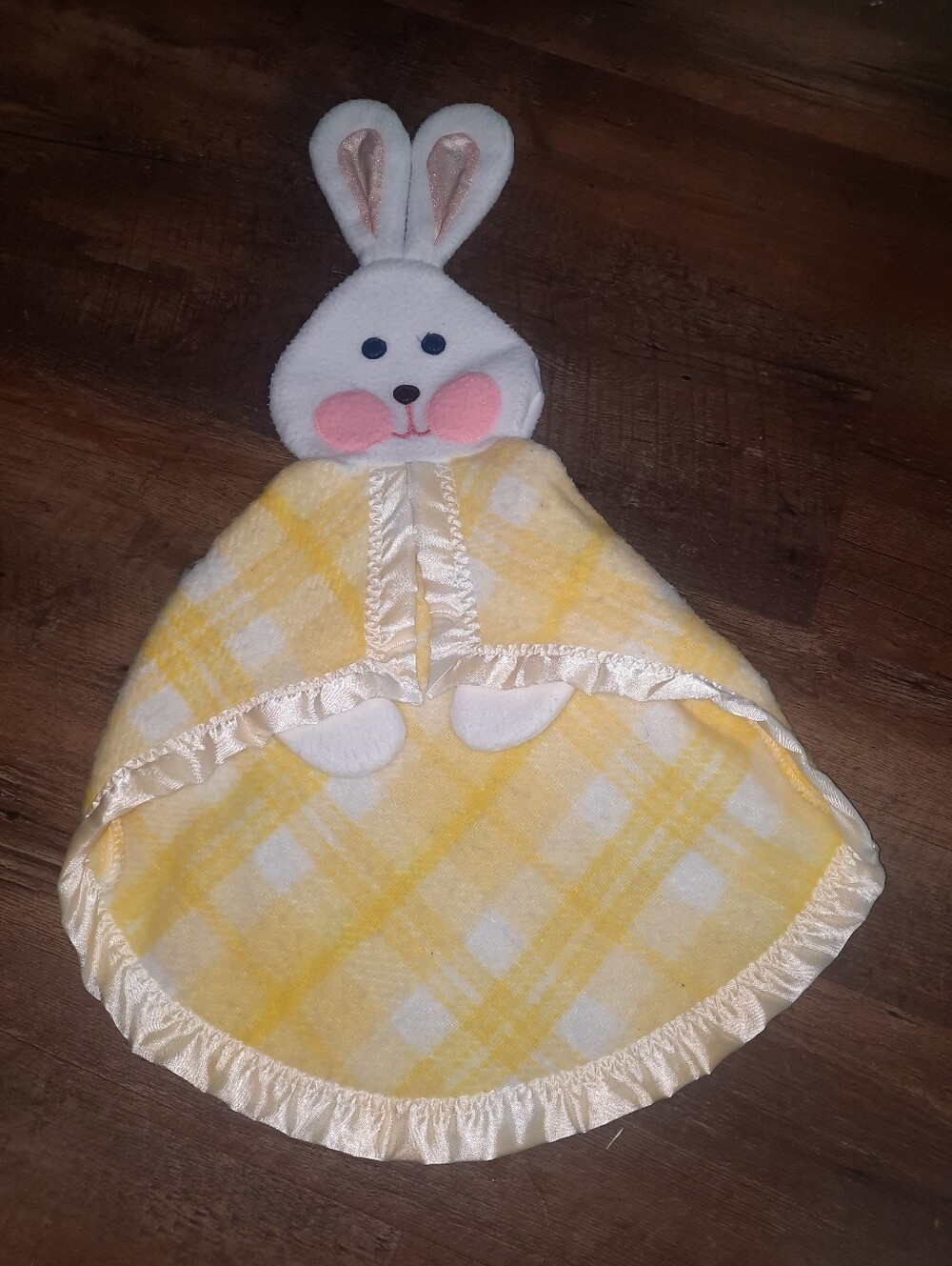 Vintage 1979 Fisher-Price Yellow and White Bunny Security Blanket